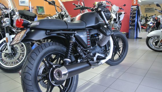 Moto Guzzi V7 Diabolo